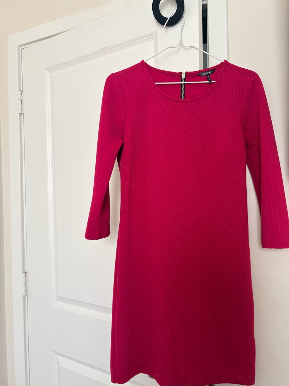 Daisy Fuentes Hot Pink Long Sleeve Shift Dress